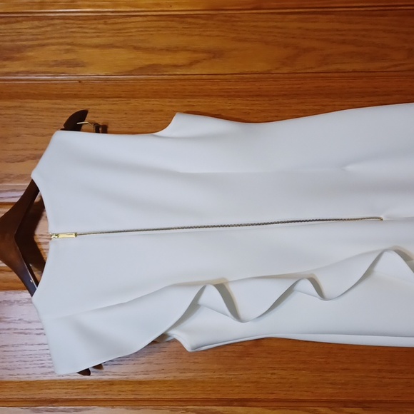Calvin Klein Women's Sleeveless Sheath with a Side Ruffle Dress, Cream, Size 6 - Picture 12 of 16